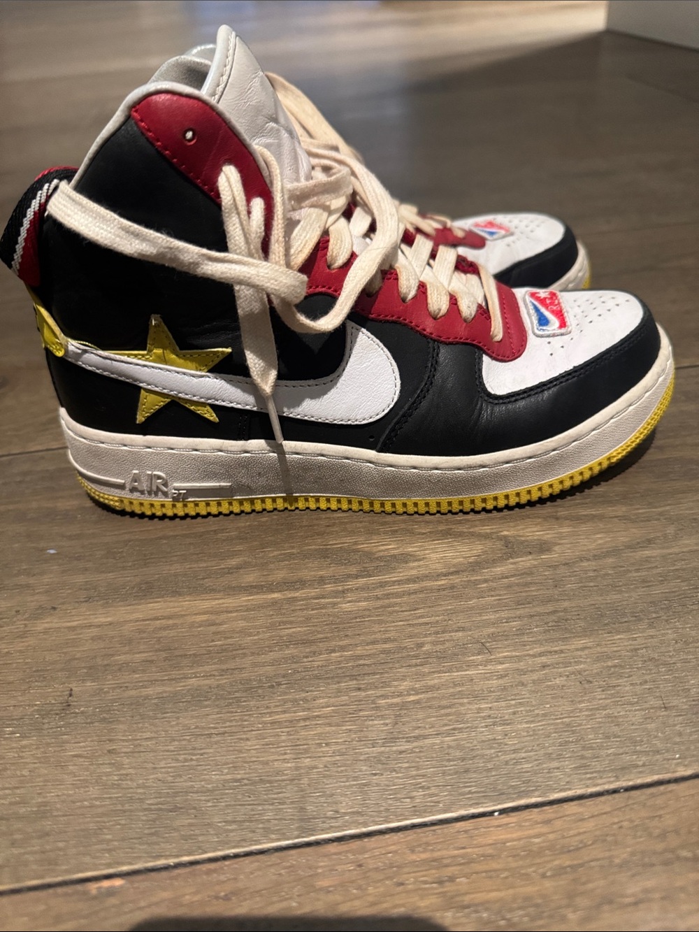 Nike Men's High-Top Sneakers Black White Red Yellow